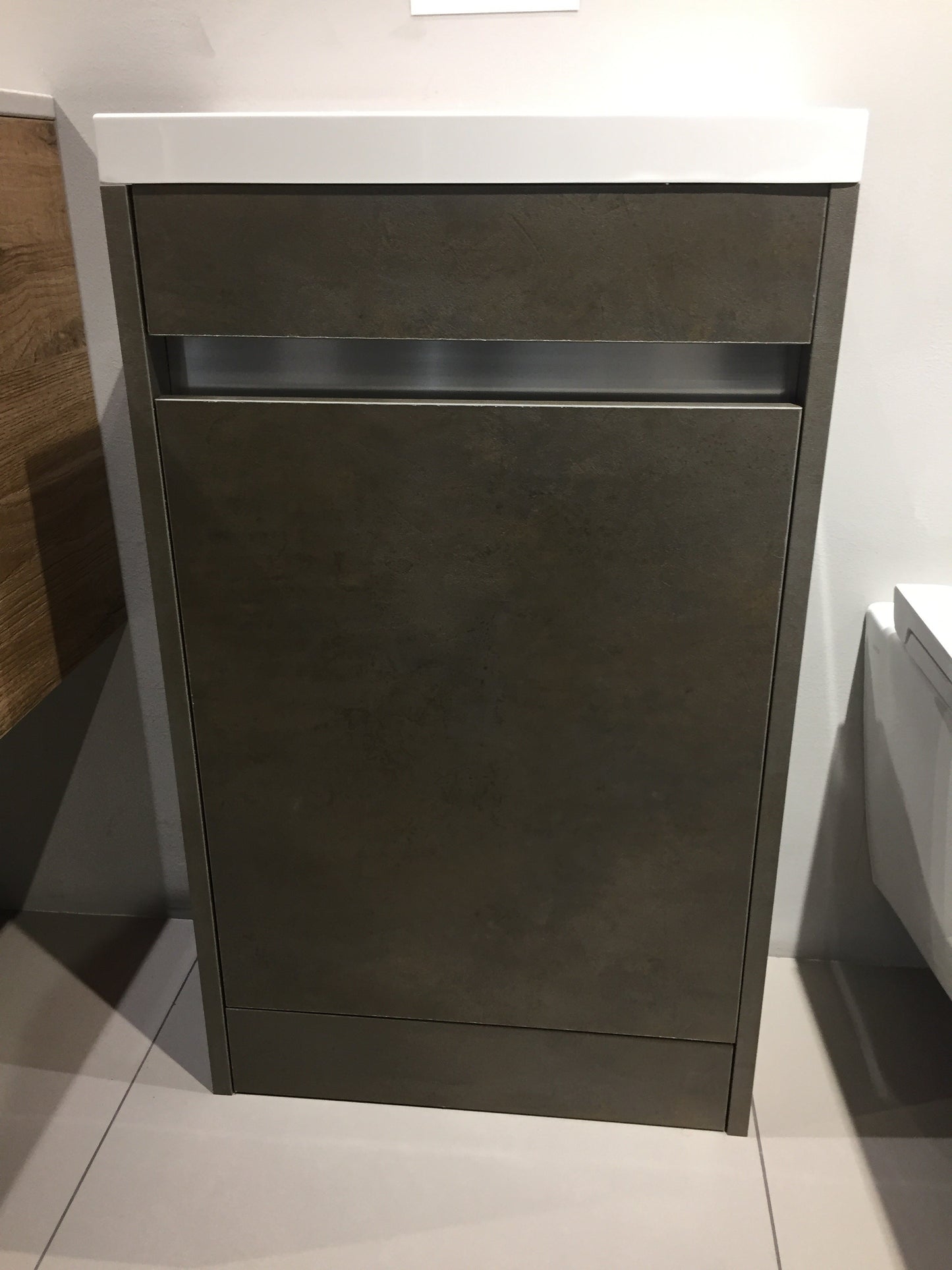 504MM CLOAKROOM JULE BASIN UNIT - METALLIC BRONZE