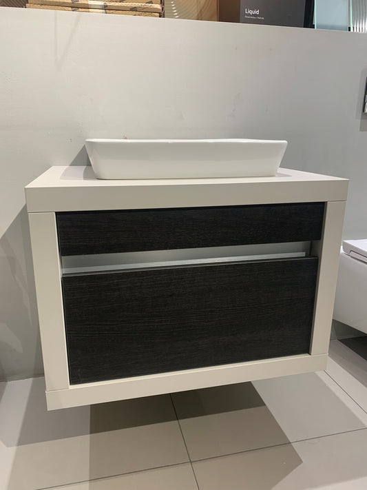 700MM VANITY WALL HUNG BASIN UNIT - HANDLELESS