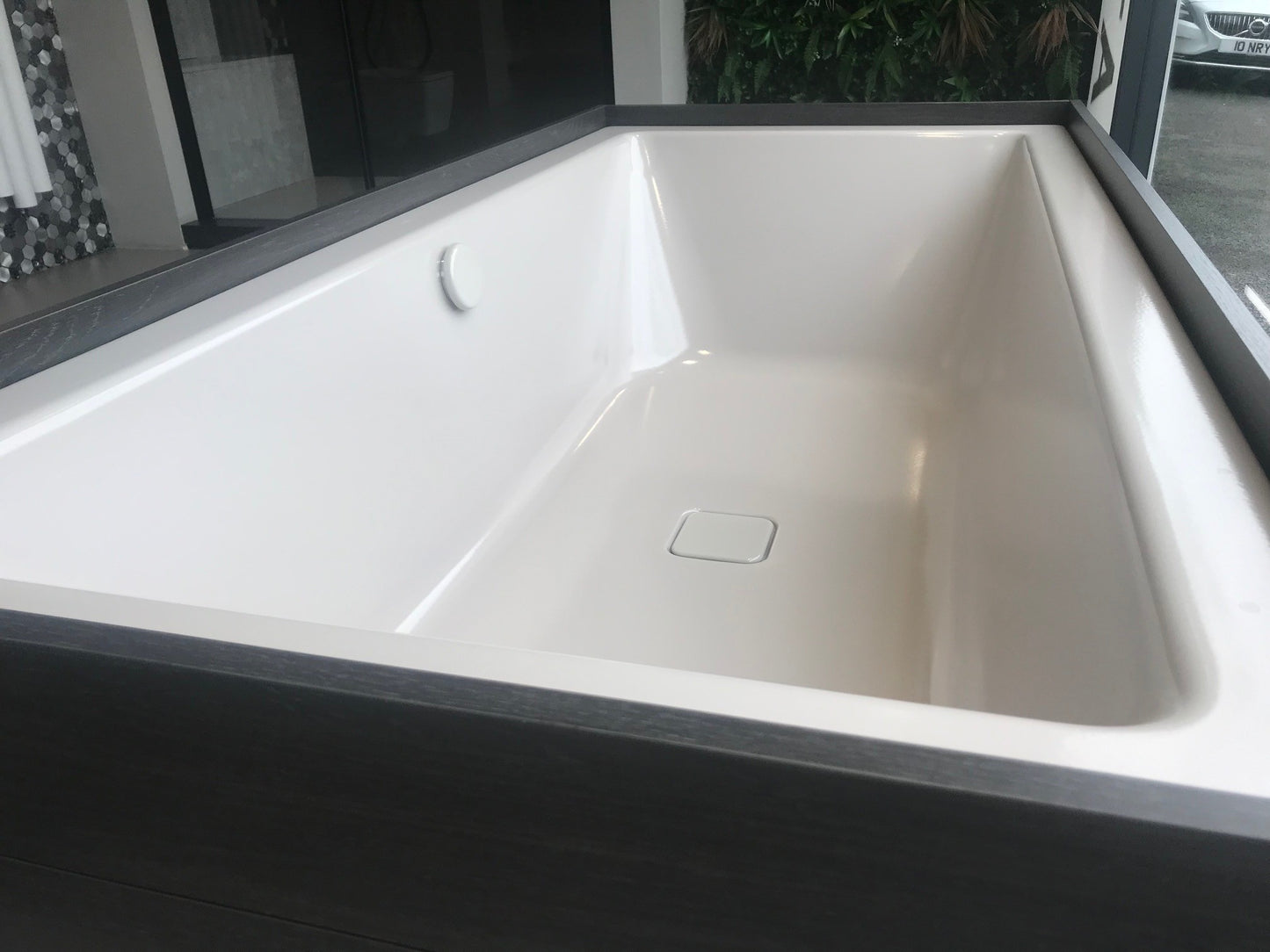 KALDEWEI 1900MM X 900MM STEEL BATH