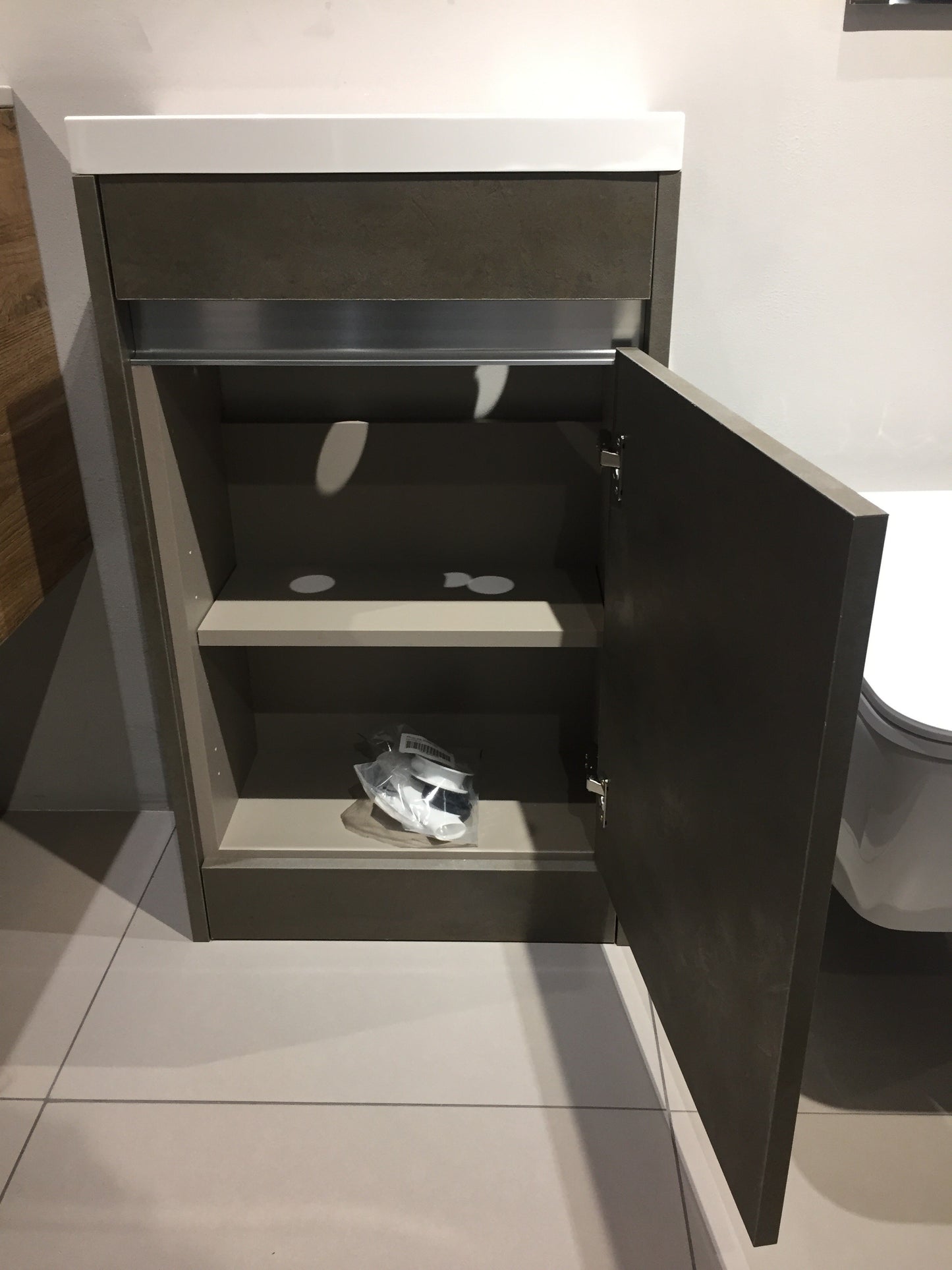 504MM CLOAKROOM JULE BASIN UNIT - METALLIC BRONZE