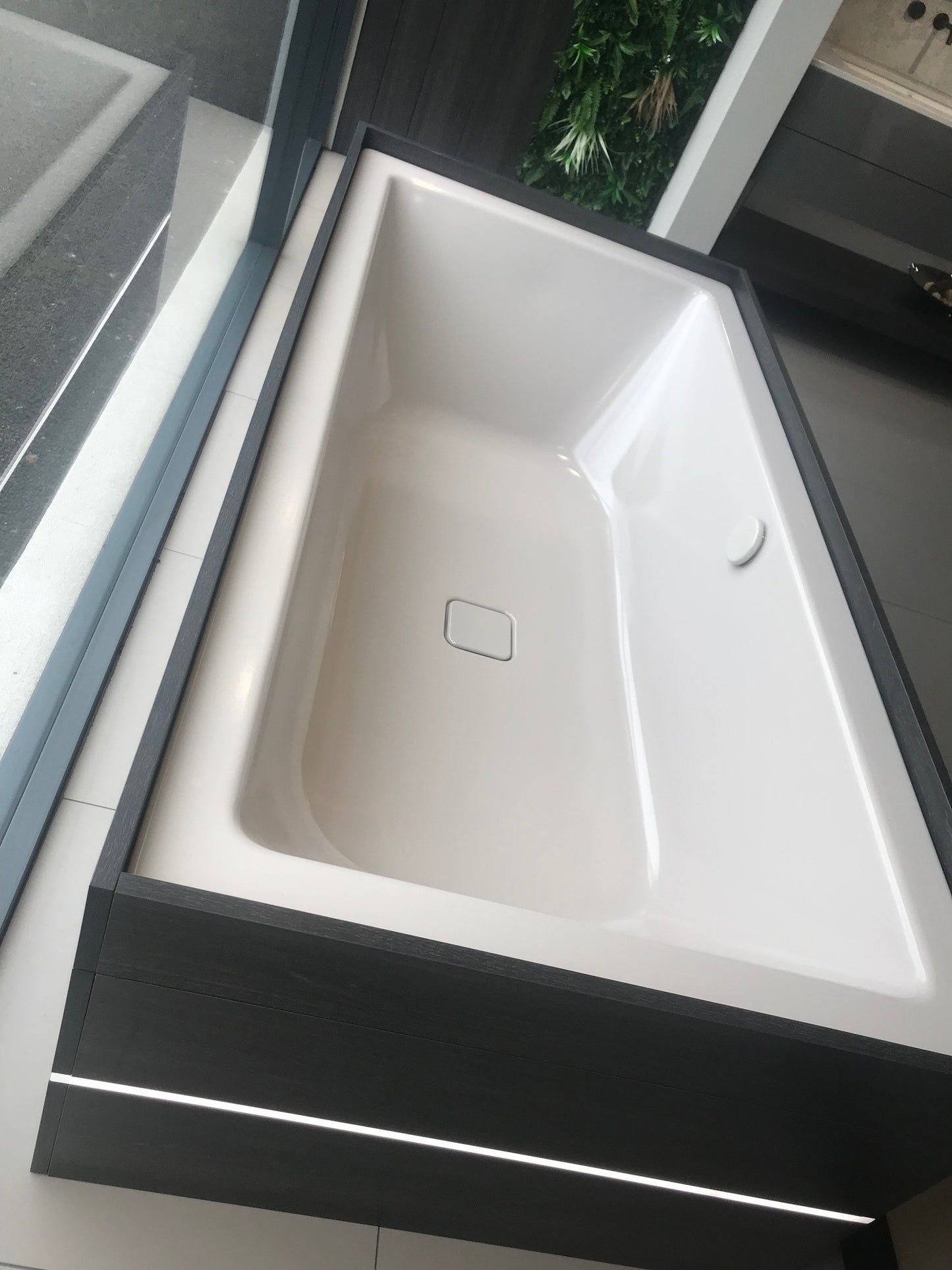 KALDEWEI 1900MM X 900MM STEEL BATH