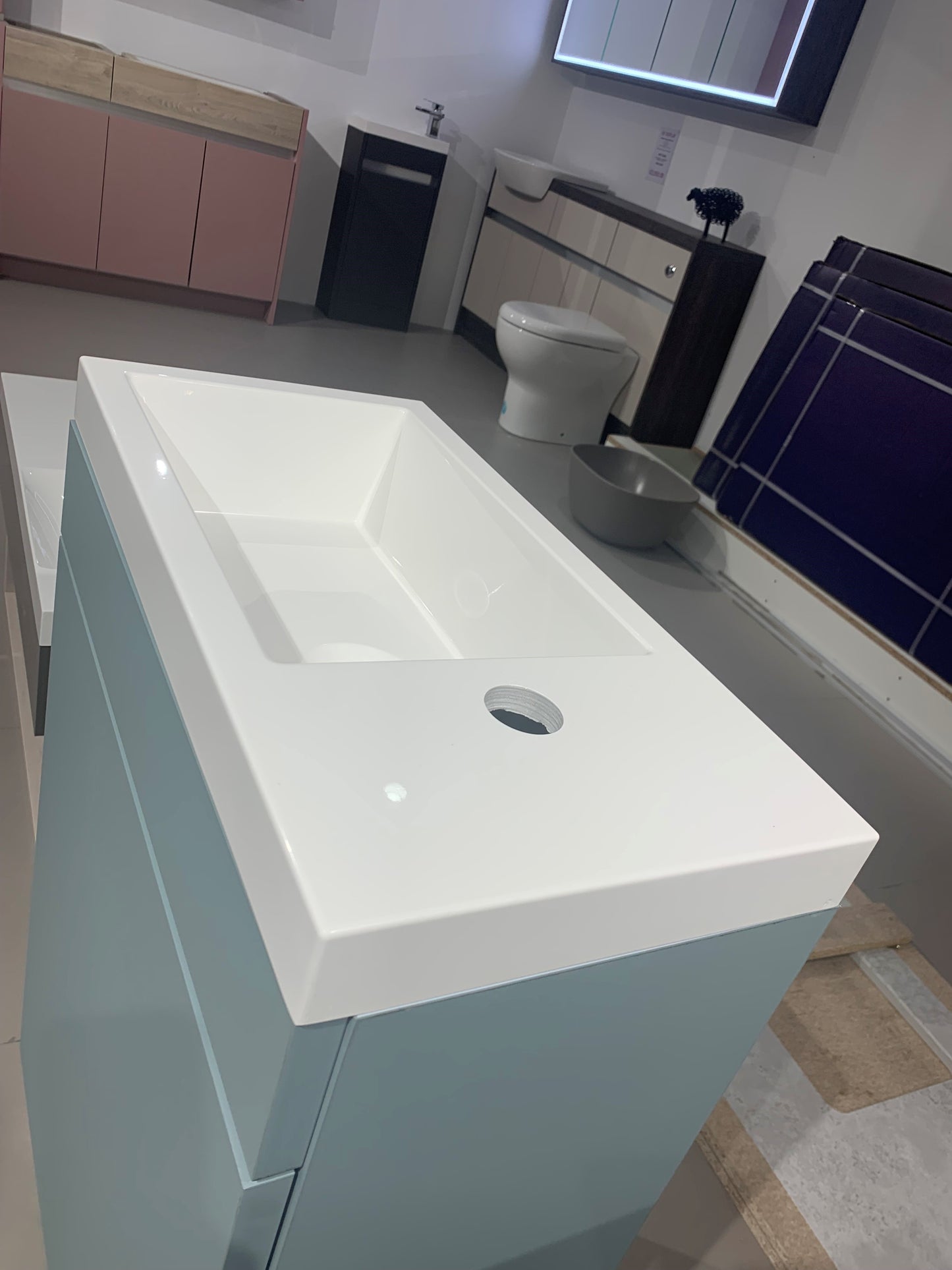 504MM CLOAKROOM JULE BASIN UNIT - FJORD GREEN MATT