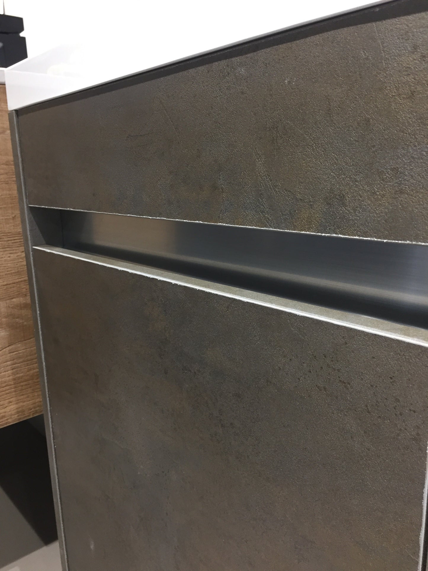 504MM CLOAKROOM JULE BASIN UNIT - METALLIC BRONZE